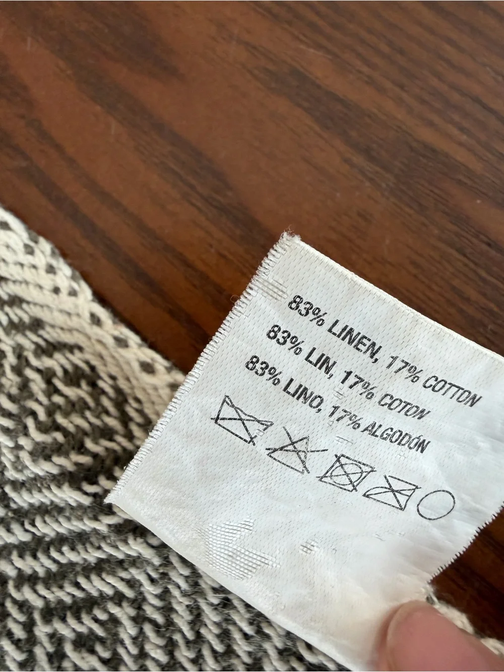 Crate & Barrel Linen Blend Herringbone Table Runner Olive Fringed 16 x 90
